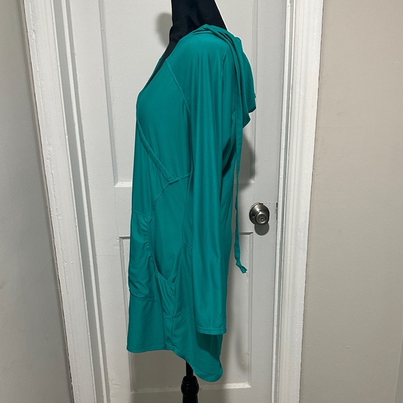 💙Teal Women's Top💙 - Picture 5 of 7